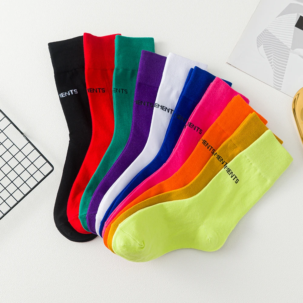 Цвет Харадзюку Ретро женские хлопковые свободные носки зимние в трубке корейские фиолетовые синие желтые розовые дизайнерские рождественские милые