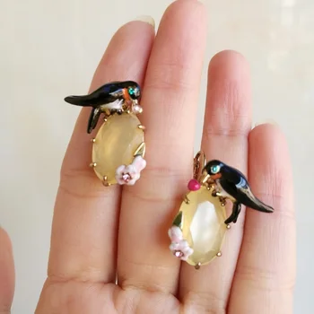 

2020 Aretes And Sweet Manual Design Enamel Glaze Earrings The Swallow Bird Transparent Powder Semi Precious Stones Ear Hook