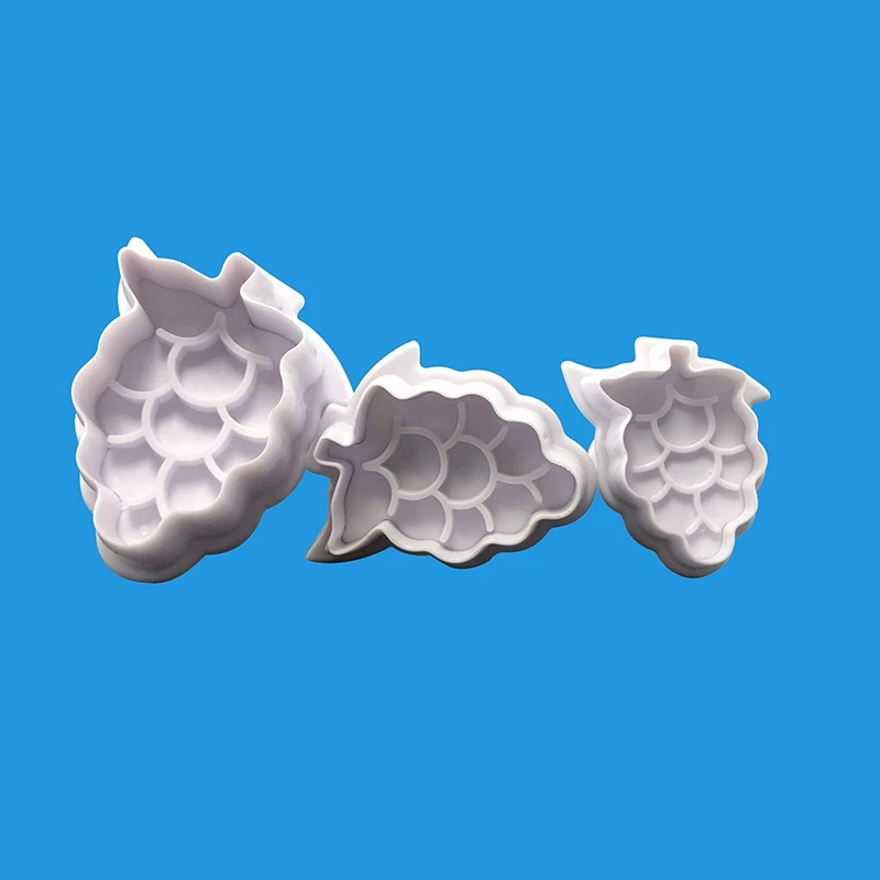 3pcs/set Fruit Grape Cookie Biscuit Cutter Stamp Spring Mold DIY Plastic Sugarcraft Chocolate Decorating Plunger Cutter - Цвет: 3pcs