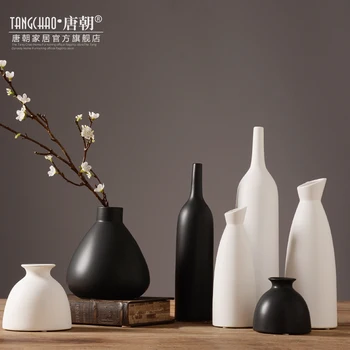 

New style black and white ceramic vase living room flower arrangement desk high-grade decoration studio decoration WSHYUFEI