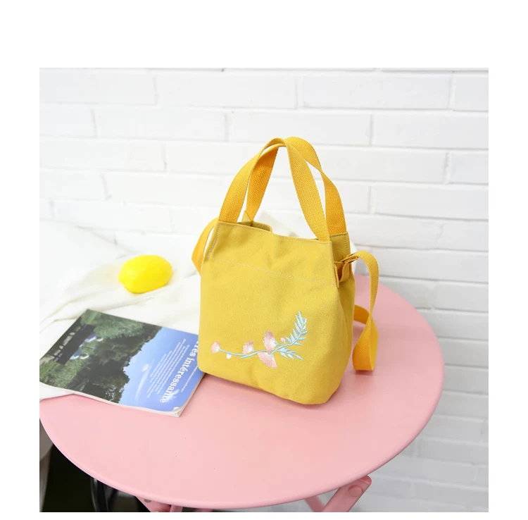 【Sinor】 Холщовая Сумка Корейская версия сумка для отдыха простая вышитая сумка на одно плечо