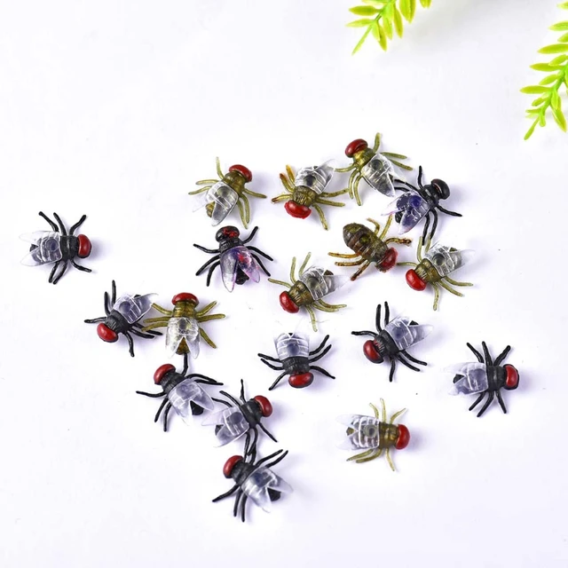 100 Pcs Fake Flies Plastic Simulated Insect Fly Bugs Joke Toys Prank Halloween Supplies Party Favors 3