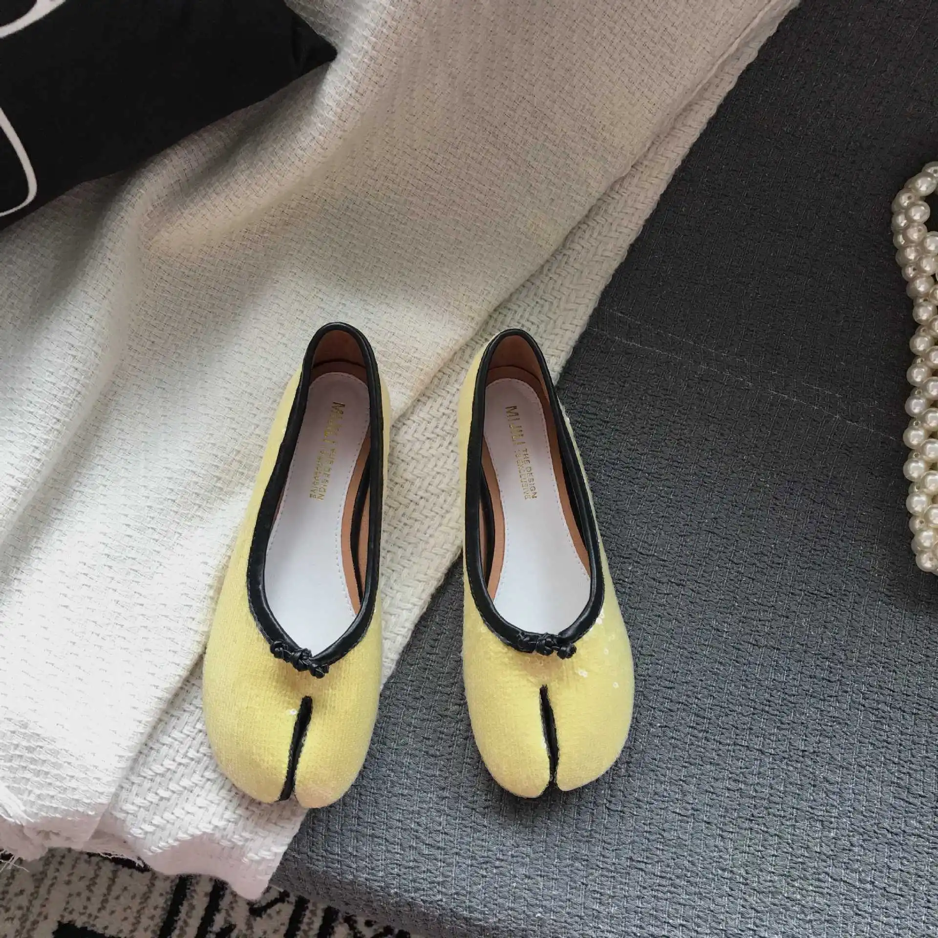 

2019 Fashion Women's Mixed Colors All-Match Female Shoe Nurse Shoes Round Toe Slip-on Modis Dress Nursing New Slip On Fabric