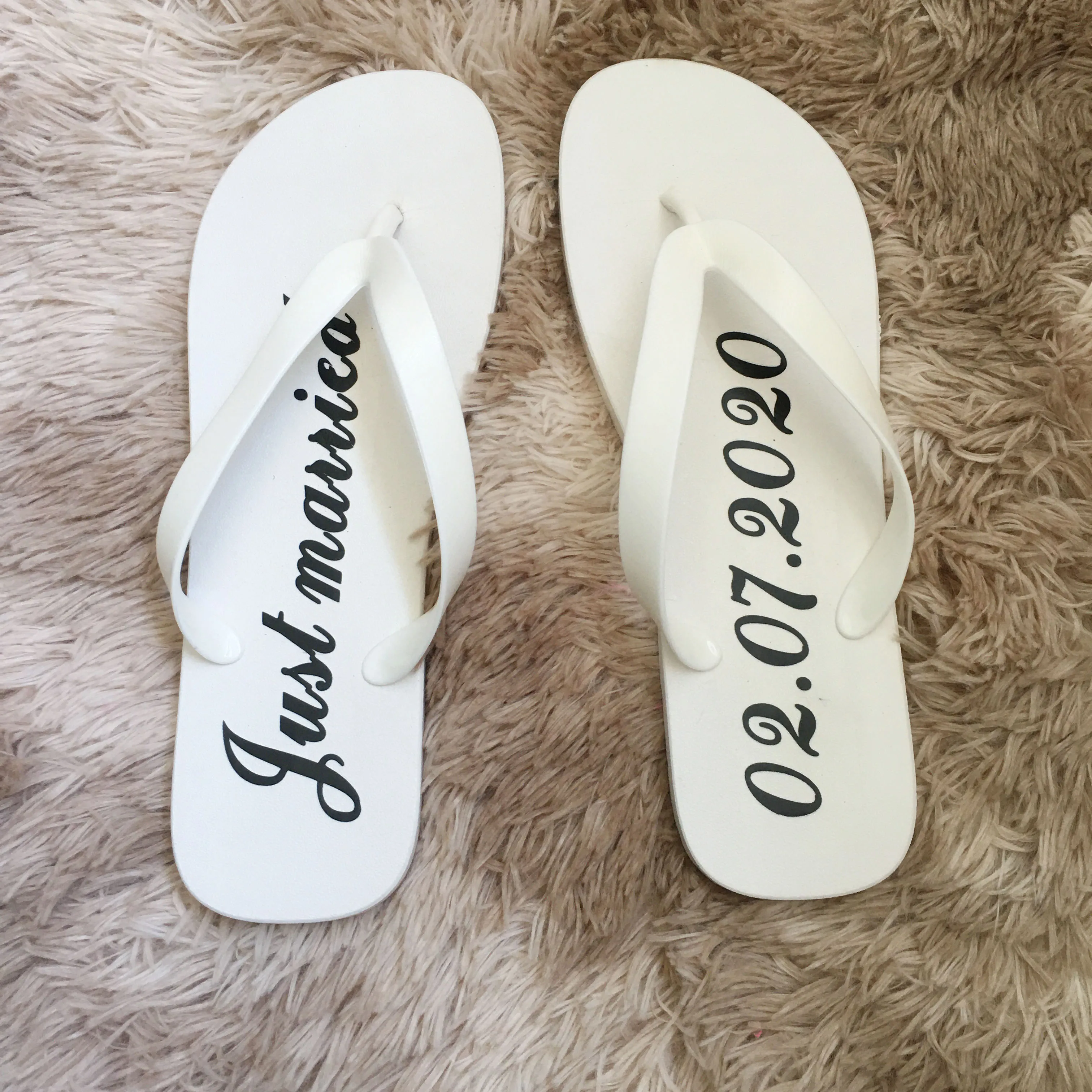 Personalizzato bianco nero infradito matrimonio sposo sposa per essere  addio al nubilato regali per marito donna uomo ragazza - AliExpress Home \u0026  Garden