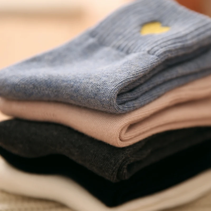 Длинные носки с вышитыми сердечками и зимние теплые женские модные хлопковые