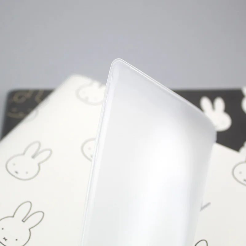 M&G Miffy Rubber-jacketed notebook.(Random Colors)B5/72 page notebook. Notebook for students. Soft copy FPY4RM84