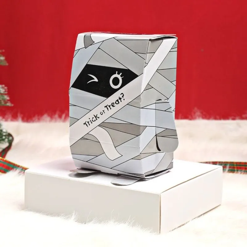 Halloween candy box packaging box Korean creative candy box wholesale packaging carton three style cute face wedding candy box