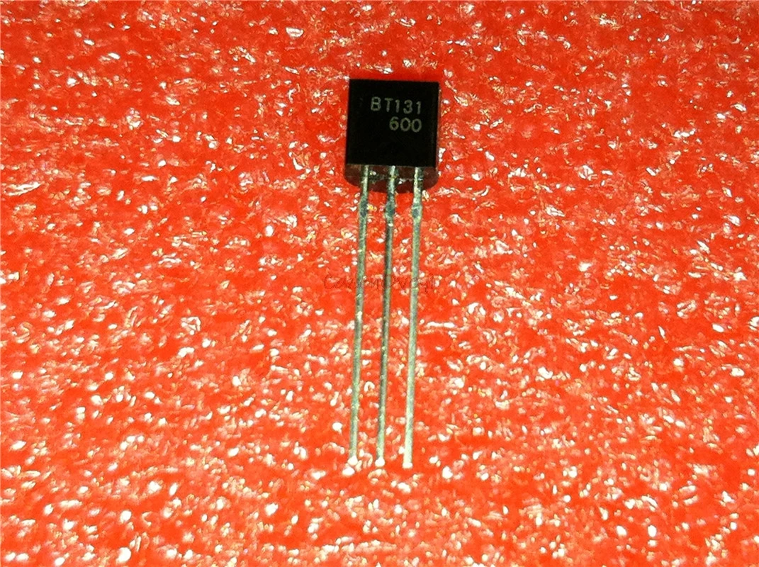 50 шт./лот BT131-600 BT131 TO-92 Triacs 600V 1A