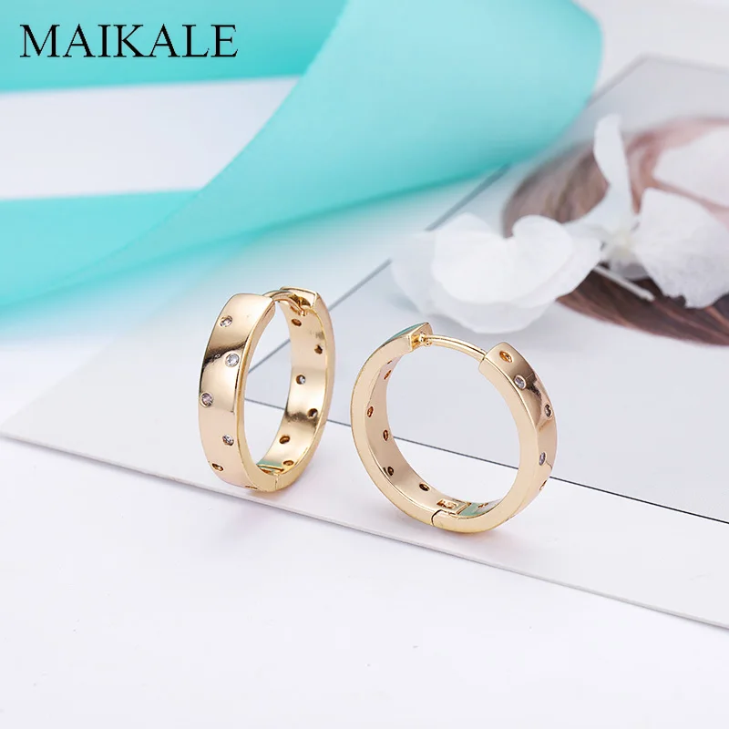

MAIKALE Trendy Gold Silver Color Small Stud Earrings Inlay Cubic Zirconia Simple Round Circle Earrings for women Jewelry Gifts