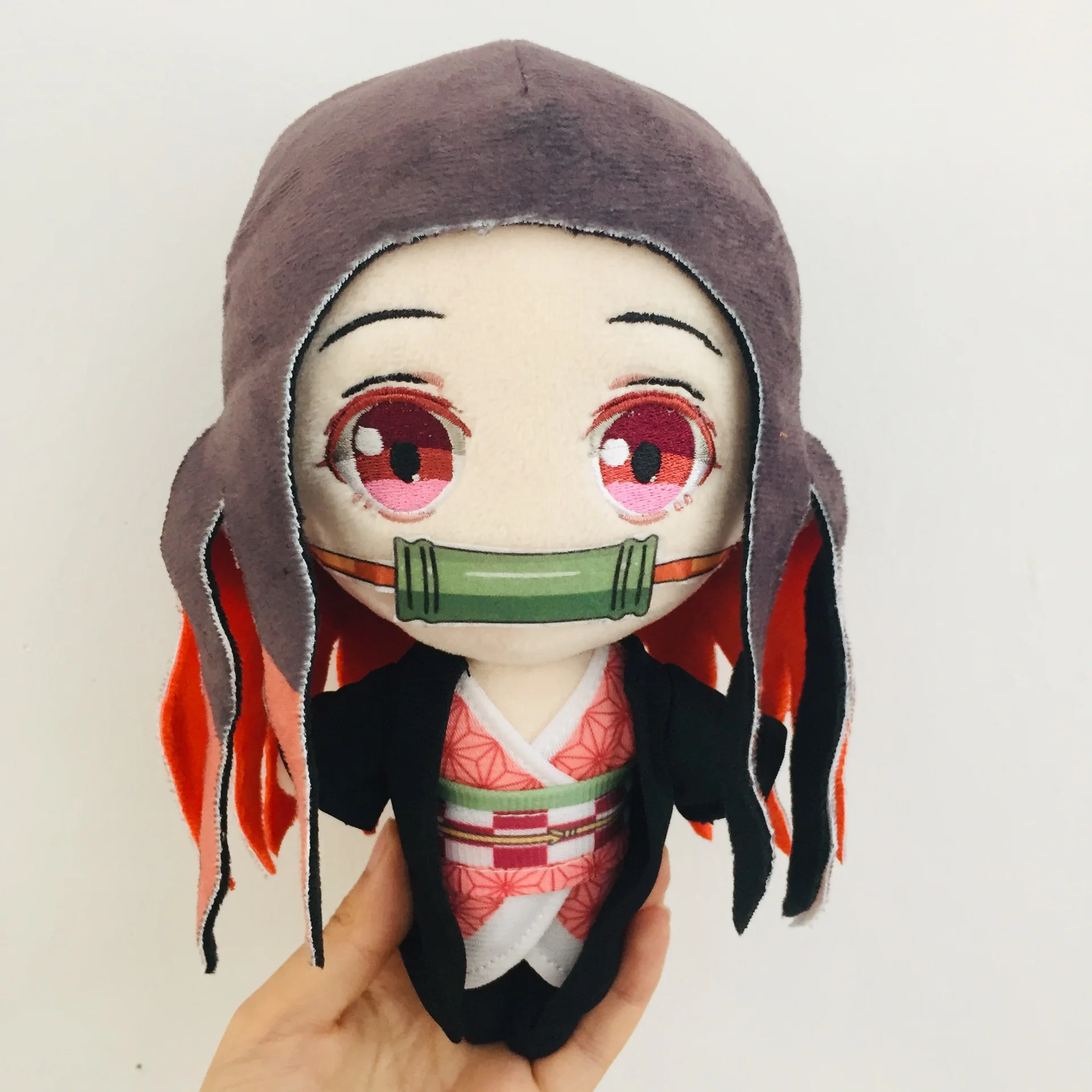 Черный Аниме Demon Slayer Kimetsu No Yaiba Kamado Tanjirou Kamado Nezuko Agatsuma Zenitsu плюшевые куклы набивные игрушки подарок - Цвет: Черный