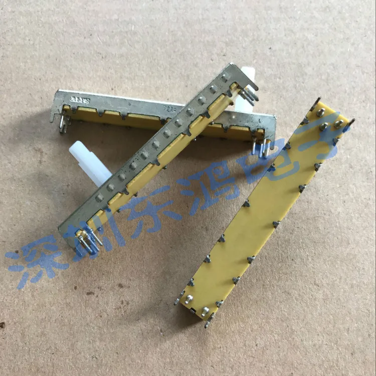 

2PCS/LOT ALPS Alps 6.2 cm straight pulse switch, 12 shift switch, 5 foot switch