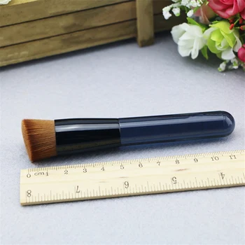 

Angled Flat 131 Japan Liquid Foundation Brush BB Cream Sculpting Contour Makeup Brush Handle with Case