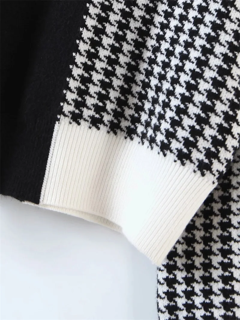 TWOTWINSTYLE Patchwork Lace Basic Cropped For