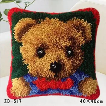 

Throw Pillow Latch Hook Cushion Kit DIY Animal Embroidery Pillowcase Knooppakket Rug Yarn Canvas Craft Cushion Kits Brown Bear