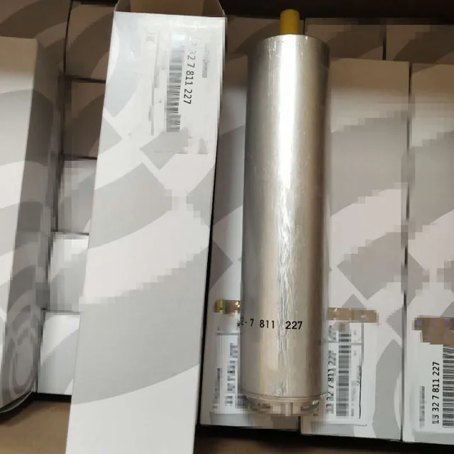 Gas/Fuel Filter for BMW E70 X5 XDrive 35D M57 3.0L 13327788700