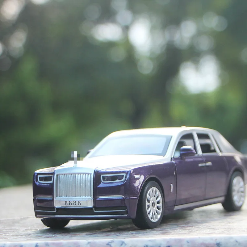 1:32 Scale Rolls Royce Alloy Diecast Metal Car Model Sound Light Pull Back SUV 7 Doors Can Be Opened For Kids Toys