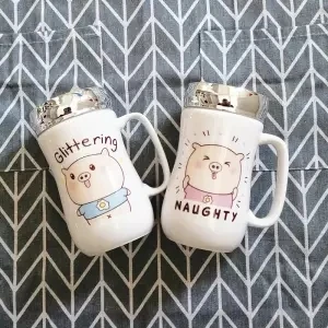 Creative Mug Ceramic Cup Cute Couple Coffee Cup Pair Korean Female Student Cup with Lid Spoon Trend Coffee Cup Travel Travel Mug - Цвет: 420ML 2 pieces