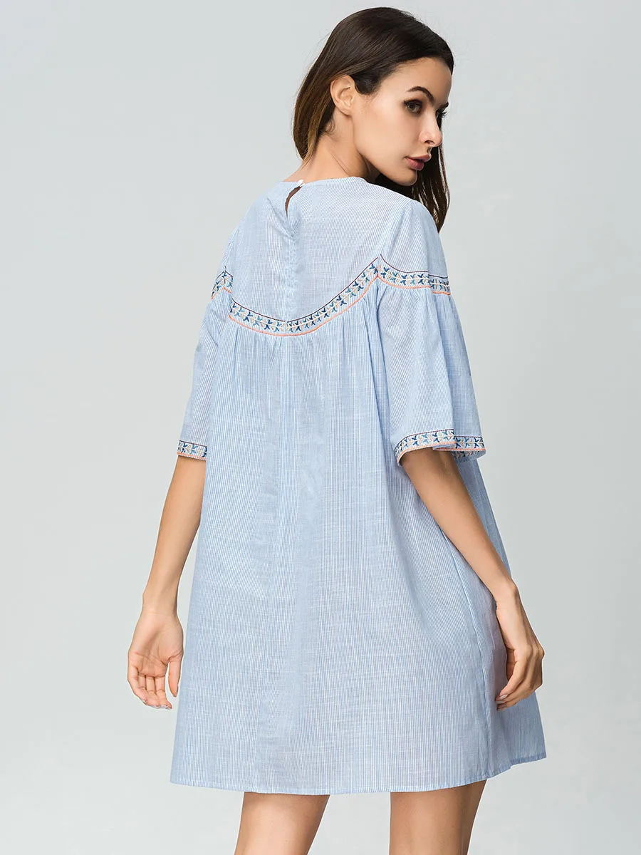 9082379379_1914155520