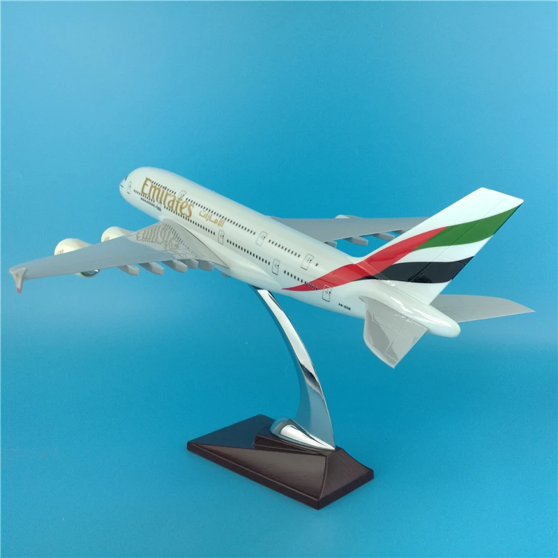 1:200 масштаб 36 см самолет Emirates Airbus A380 авиакомпания Модель литья под давлением пластиковая Смола самолет для сбора украшения