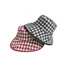 Осенняя и зимняя шапка женская черно-белая твидовая клетчатая шляпа рыбака модная и универсальная шапка для бассейна
