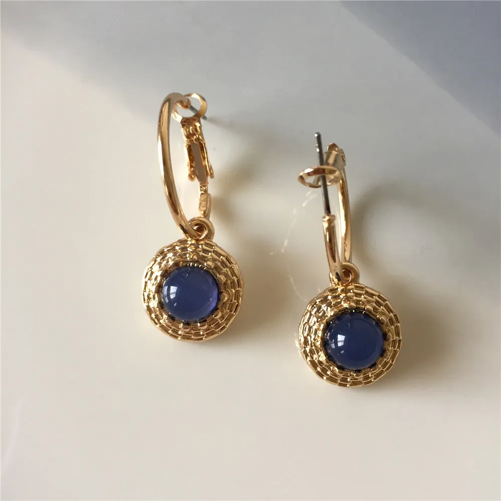 

2019 New Arrival Casual Gold Color Green Blue Stone Inserted Center Disc Charm Hoop Earrings For Women Office Wearing