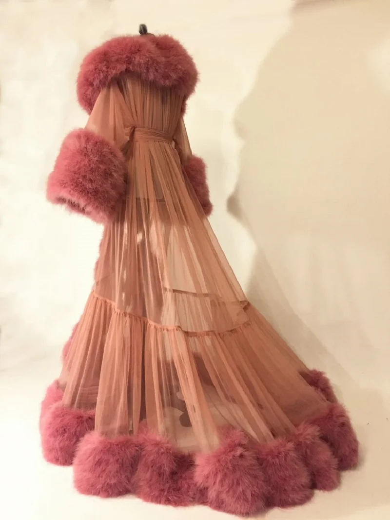 Рисунок 4 - Роскошный женский меховой халат