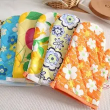 2 шт./пара Высокое качество модные прекрасные термостойкие силиконовые перчатки приготовление, Выпекание, барбекю Держатель для посуды для духовки Рукавицы Кухня случайный Коло