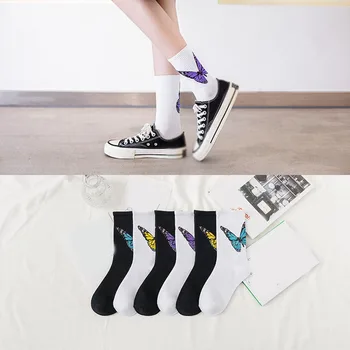 

Breathable Girls Socks Butterfly Printed Middle Tube Socks Skateboard Crew Socks Sweat Women Cotton Sock High Quality 1 Pairs
