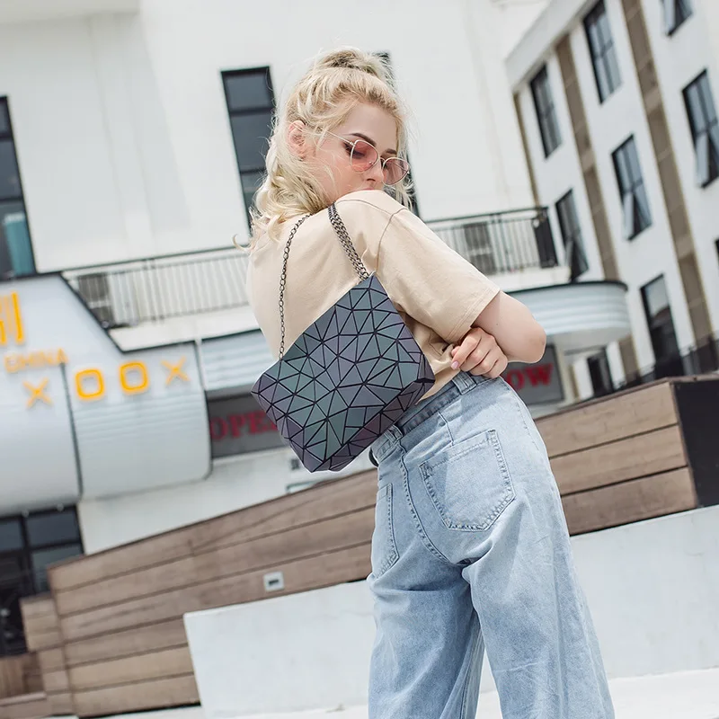 12161269825_1310382378