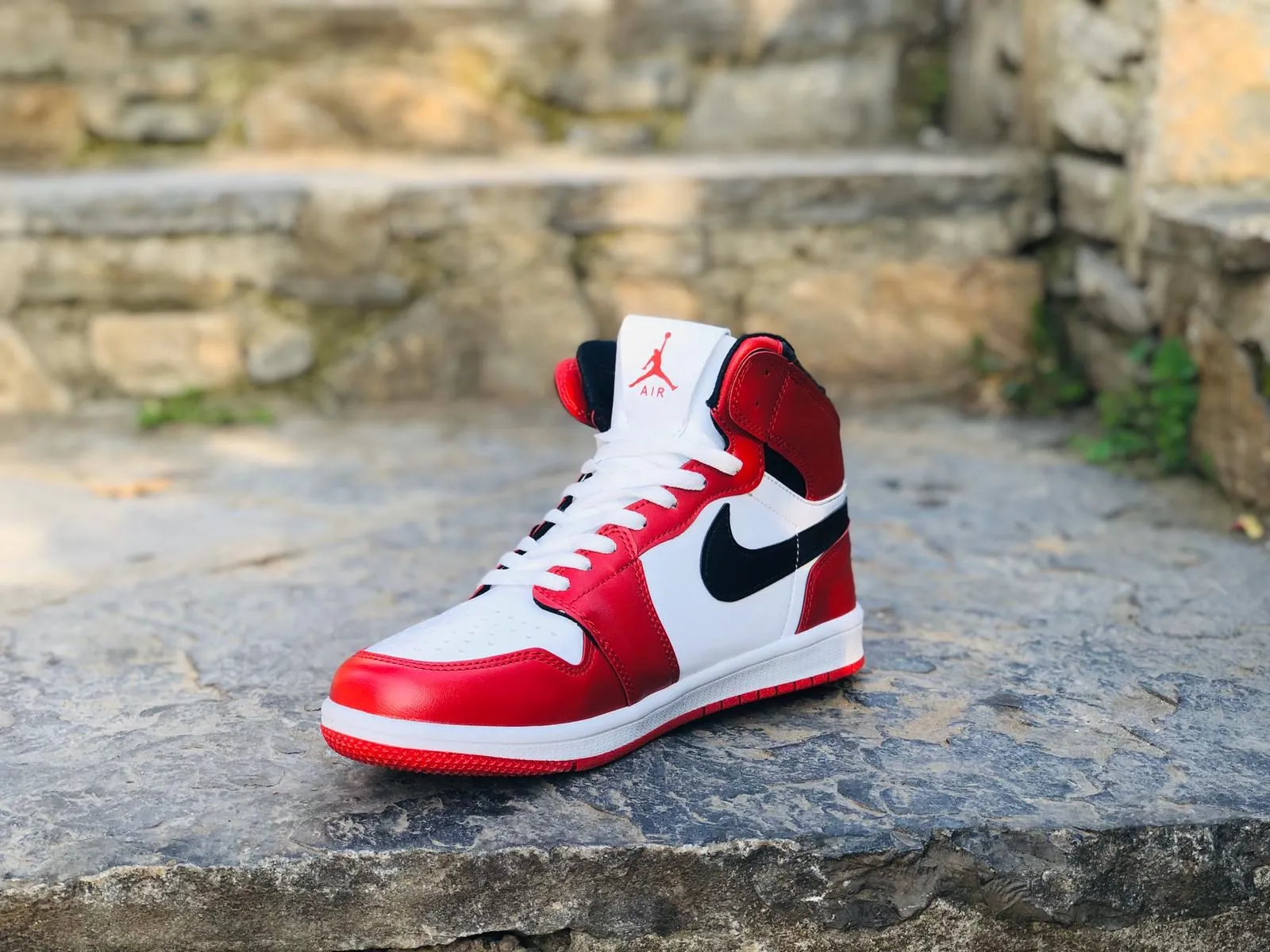 Nike Jordan 1 красный