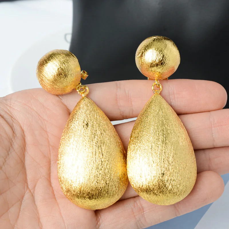 써니 쥬얼리 패션 구리 18K 골드 도금 스크럽 드롭 여성을위한 매달려 귀걸이 매일 착용 파티 결혼 선물 클래식 볼 귀