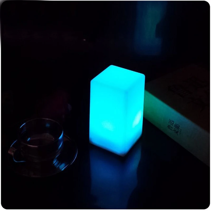 ABS пластиковый светящийся светодиодный Cube с подзарядкой LED стул в форме Куба/Bar