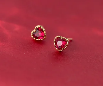 

7mm small cute 1PAIR 100% Real. 925 Sterling Silver Fine Jewelry prong-zircon red garnet heart love shape Stud Earrings gtle2941
