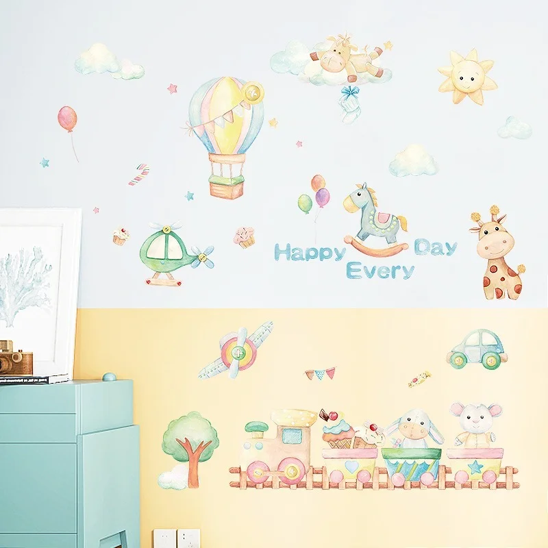 Декоративные наклейки на стену в виде счастливого поезда для детской комнаты