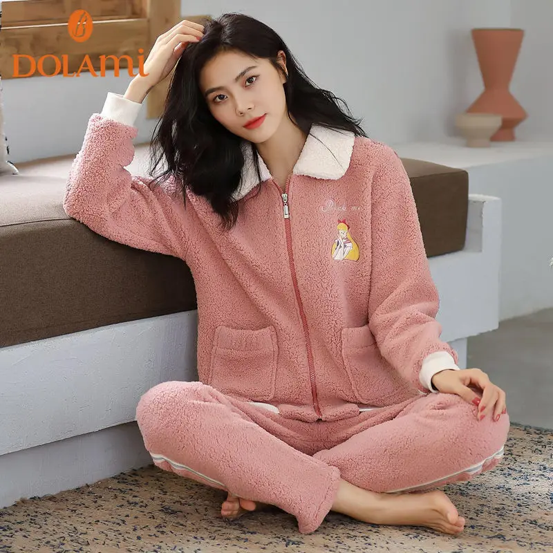 

2020 Fashion Winter Thick Warm Flannel Pajamas Sets For Women Sleepwear Home Clothing Pajama Home Wear Pyjamas Set Lovely Pink