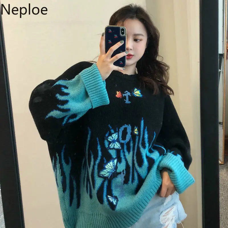Пуловер Neploe с вышивкой в виде бабочек круглым вырезом и длинными рукавами |