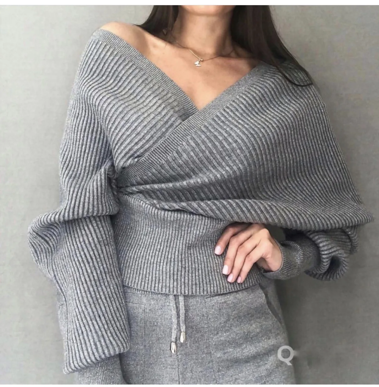 Goede Herfst en Winter 2020 Trainingspak Voor Vrouwen Sexy V hals Kruis Sweatshirt Tweedelige Set Gebreide Broek Pak 2 stuk conjuntos de mujer