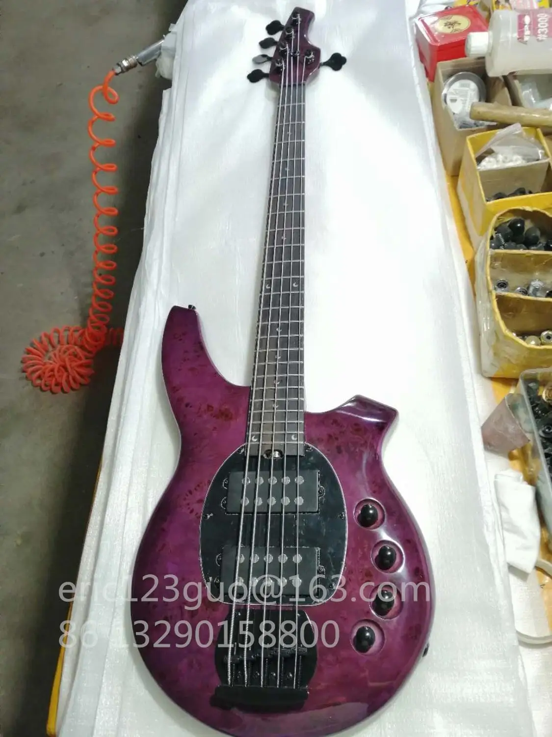 

Electric Bass guitar M Bongo Purple color 5 Strings HH Active Pickups ACTIVE ELECTRONICS,customized,Paypal available!Bs-30