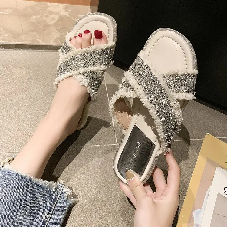 

Slipper Women's 2019 New Style Summer Fashion Outer Wear WOMEN'S Casual Shoes Flat Sandals Man-made Diamond A- line Cross Female