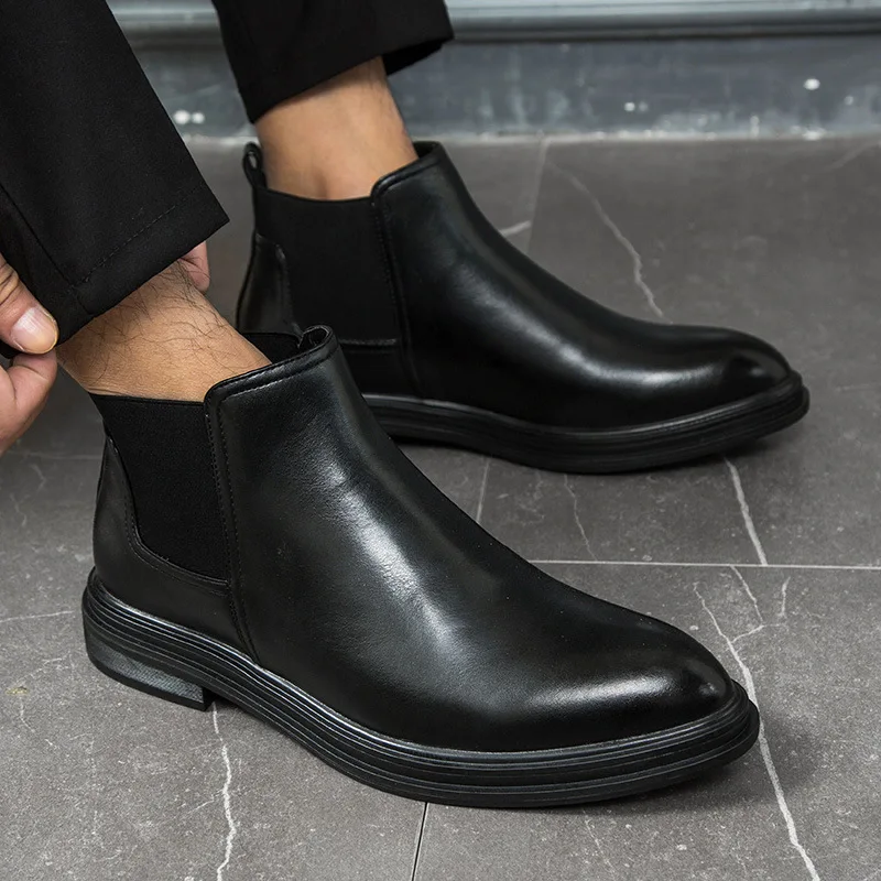 

Foot Covering Casual Men's Boot Chelsea Short Boots Pointed-Toe Leather Boot Large Size Business Model S08-a