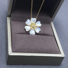 

2021 Trend Hot New Flower Fritillaria Necklace Banquet Birthday Versatile Daily Wear Brass Fashion Jewelry