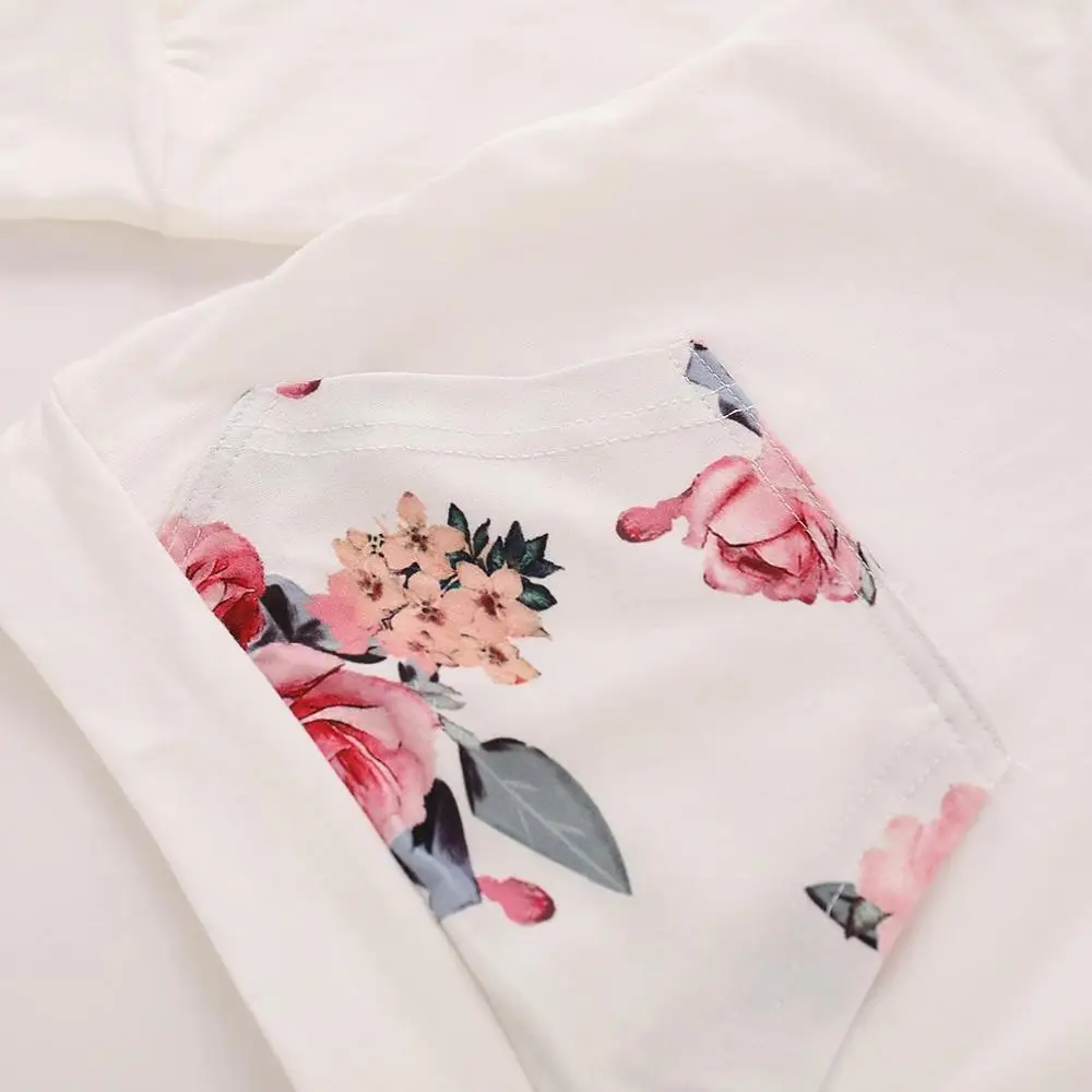 Conjunto 3 peças com estampa floral com capuz para bebê