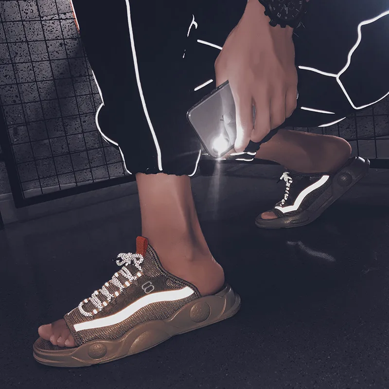 

2019 Summer Trend of Fashion Night Light Casual Men Slippers Line-styled Mesh Peep-Toe Outdoor Slipper 921