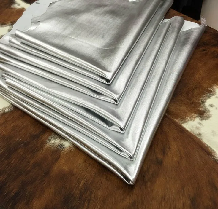 Серебристая матовая кожа искусственная кожа стрейч металлик дизайнер среднего размера одежды ремесло ткань, по распродаже метр