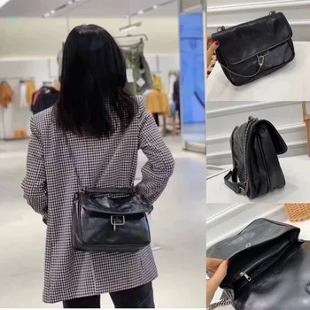 

Tramp Bag Black Soft Leather Slant Bag 2019