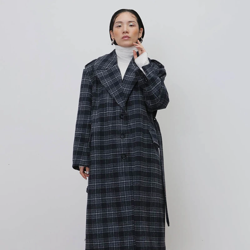 TWOTWINSTYLE корейское клетчатое шерстяное пальто на шнуровке для женщин, v-образный вырез, длинный рукав, высокая талия, с поясом, женские пальто, осенняя одежда, Новинка
