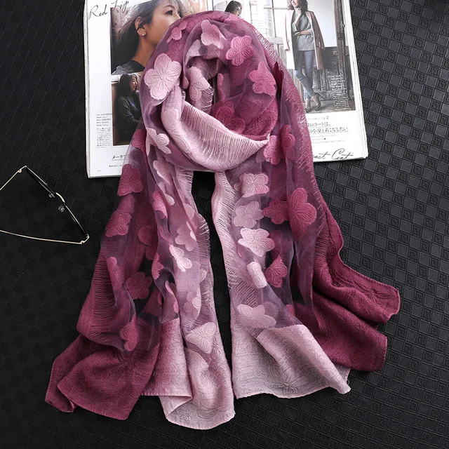 2024 NEW Fashion Women Cut Flowers Hollow Lace Gradient Flower Silk Scarf Spring Shawls and Wraps Towel Femme Beach Sjaals 2