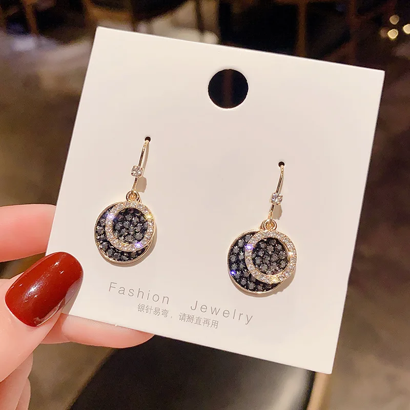 Glamour Fashion Earrings Temperament Retro New Wave Female Net Red Crystal Circle-shaped Wild Female Long Earrings Wholesale