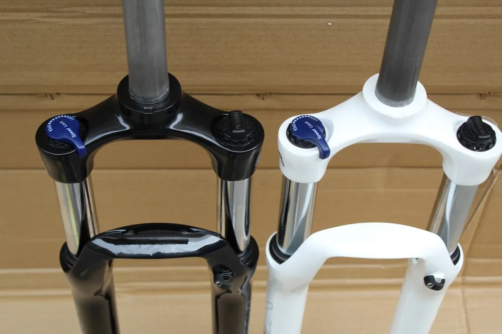 

Suntour Third Extension XCM Front Fork Oil Fork Mountain Bike Shoulder Control Lock Oil Spring bi zhen cha Bicycle Front Fork