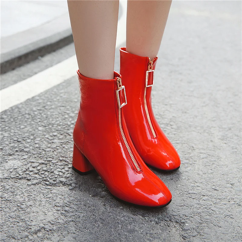 

Large size 45 46 Designers Ankle Boots For Women Casual Square Low Heel Women's Boots Fashion Zipper Black Red Winter Party Shoes Woman